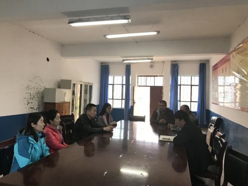 ������Ա��ѧУ�쵼��ͨ